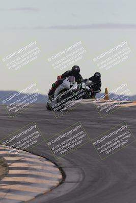 media/Sep-21-2025-Race Pace (Sun) [[98bf33ef95]]/Non Verified/1-Turns 9 and 10 (8am)/